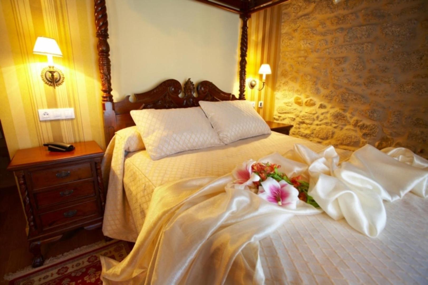 Hotel Vila Do Val O Valadouro Екстер'єр фото