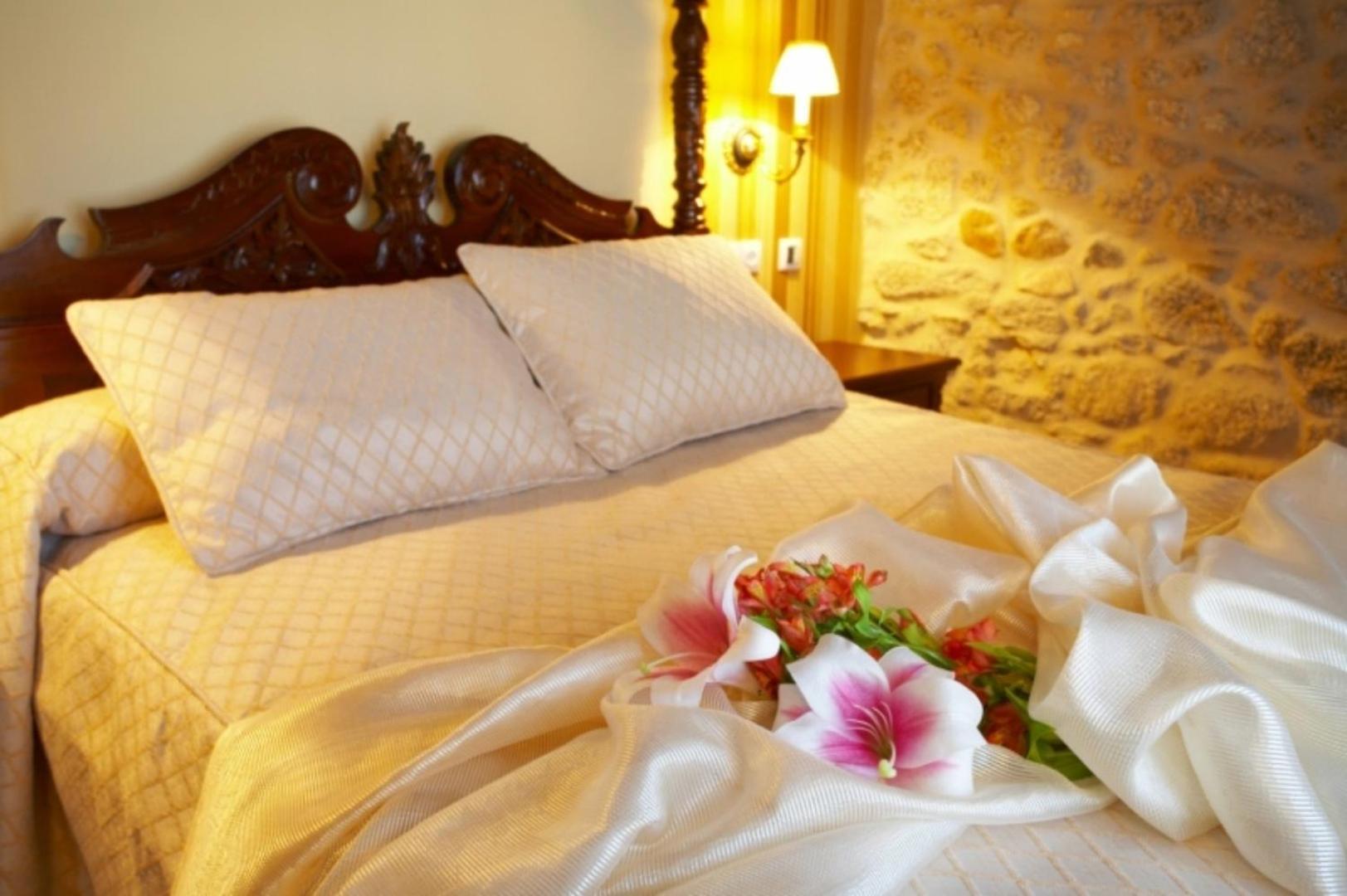 Hotel Vila Do Val O Valadouro Екстер'єр фото