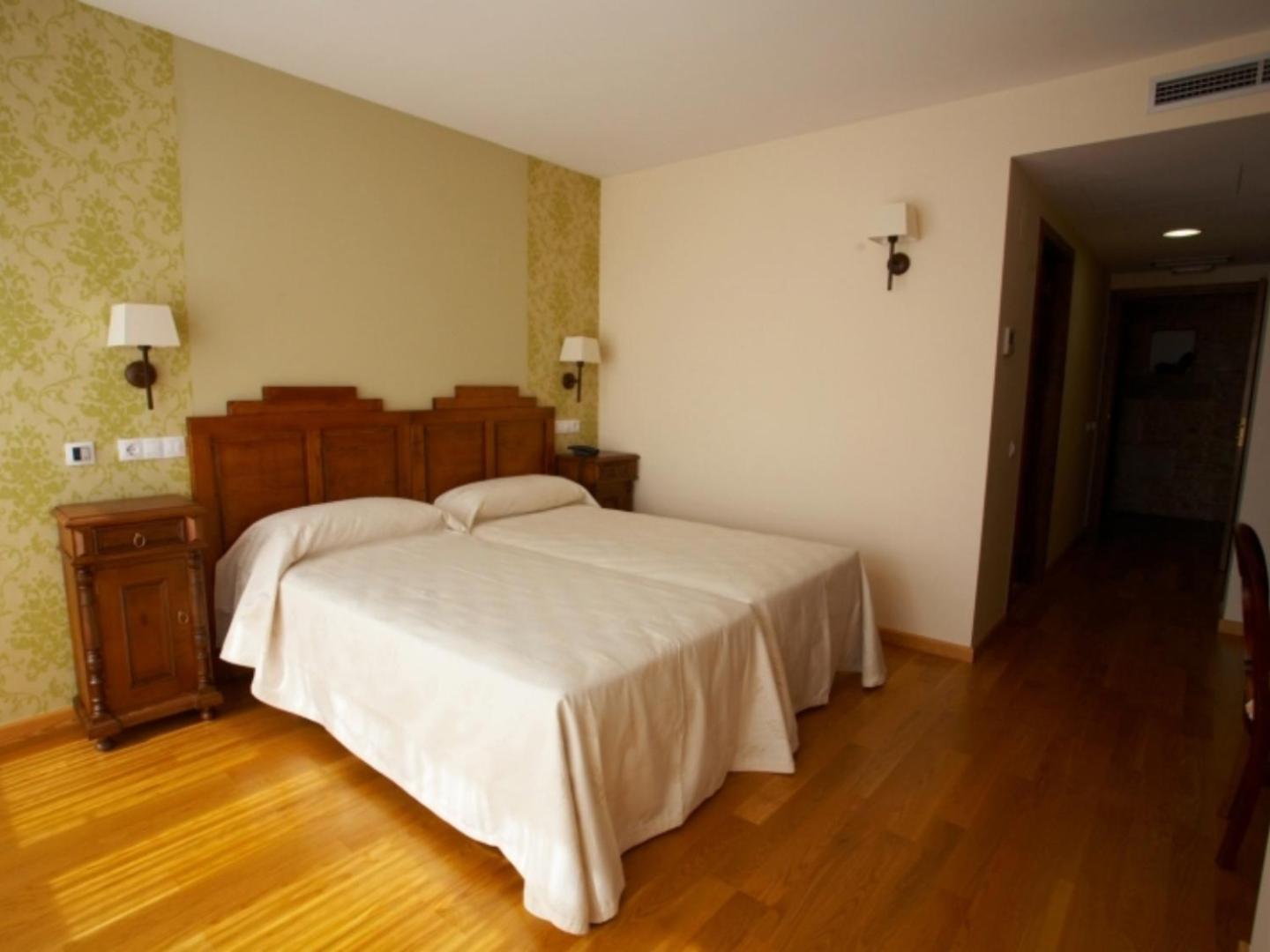 Hotel Vila Do Val O Valadouro Екстер'єр фото