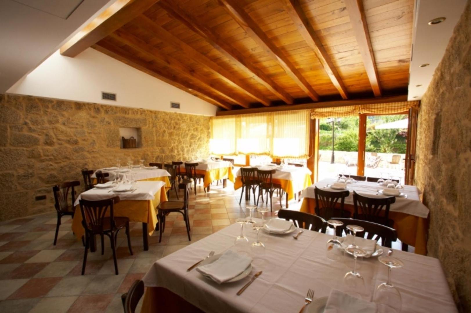 Hotel Vila Do Val O Valadouro Екстер'єр фото